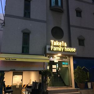 Take 1 Guesthouse Hongdae
